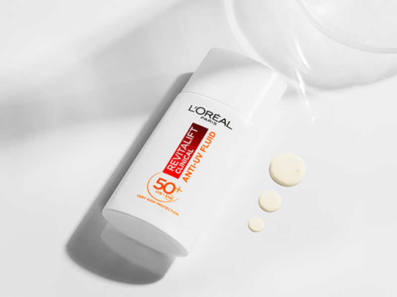 ضد آفتاب فلوئیدی ضدلک بی رنگ رویتالیفت لورال  SPF50